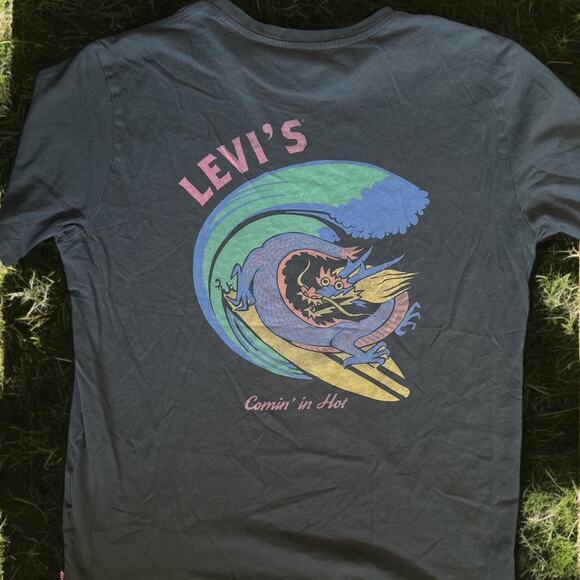 Levis graphic tee - Picture 1 of 5
